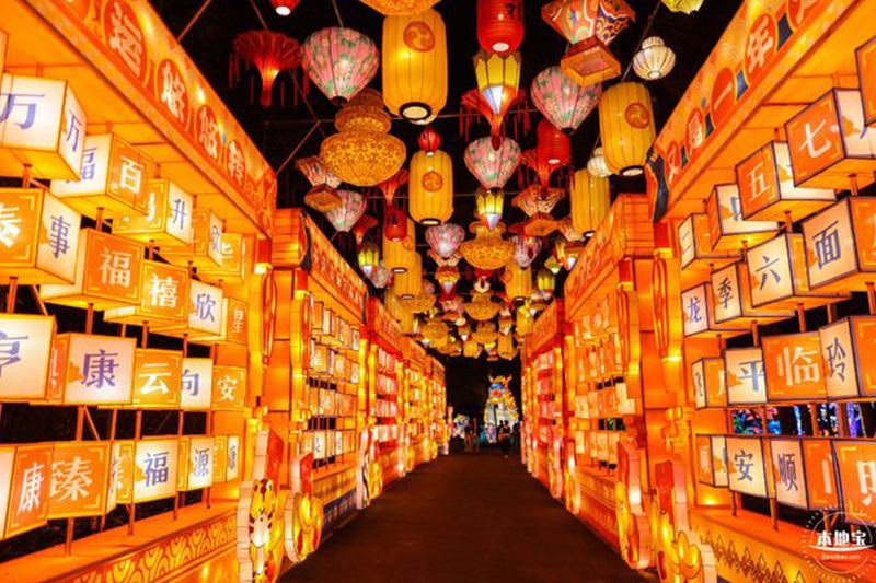 2025深圳湾区超级灯会